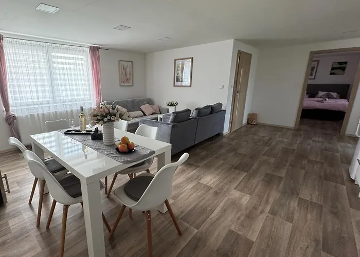 V Soukromi U Ruzenky Ferienhaus